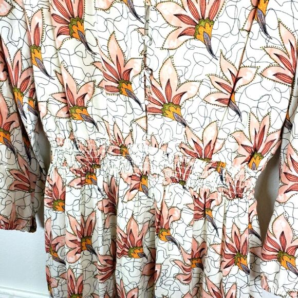 Women's Collective Concepts Birds of Paradise Short Tiered Ruffled Smocked Dress - Picture 2 of 13